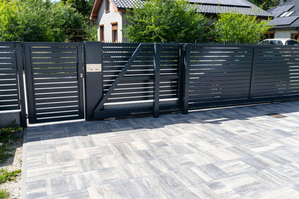 Best Professional Driveway Pavers  in Bluff City, TN